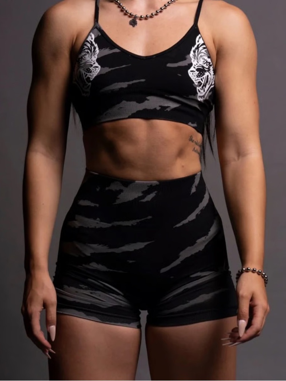 DARC SPORT Wolves Forever Eversion Seamless “Hurley” Shorts & Dual Wolf Bra